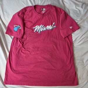 New Era Miami Pink Short Sleeve Tee Size XL